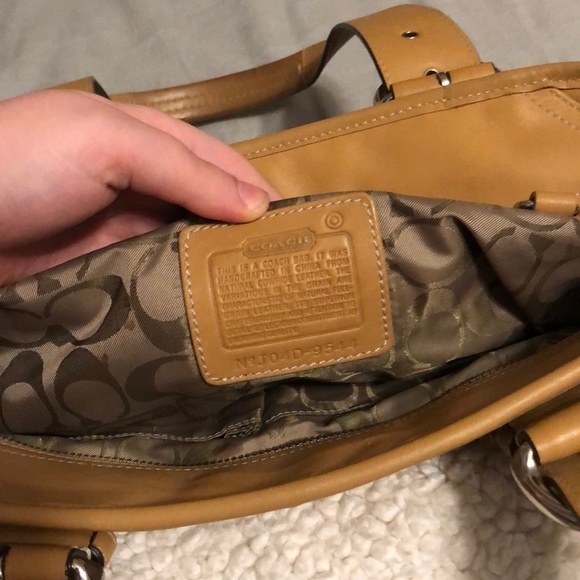 Coach brown handbag purse - Picture 3 of 4